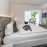 Gaestehaus Holzer 3*