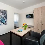 Hotell Gaestehaus Holzer