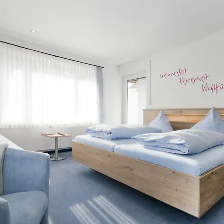 Hotel Gaestehaus Holzer 3*