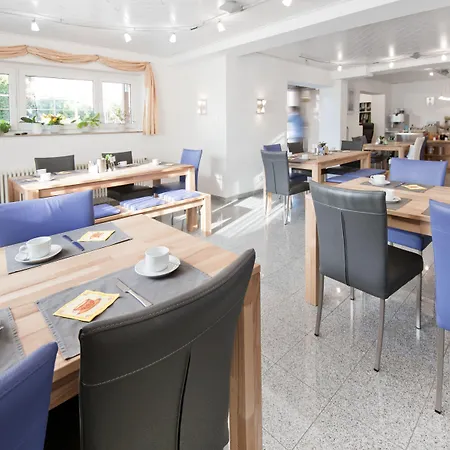 Gaestehaus Holzer Hotel