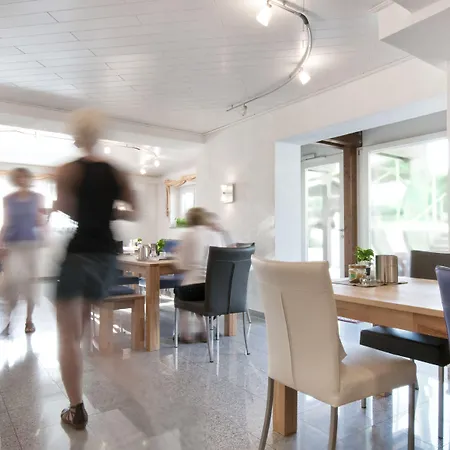 Gaestehaus Holzer Hotel 3*