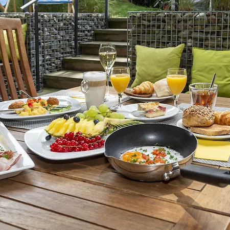 Gaestehaus Holzer Hotel 3*