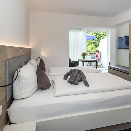 Gaestehaus Holzer 3*