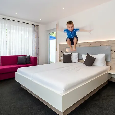 Gaestehaus Holzer 3*