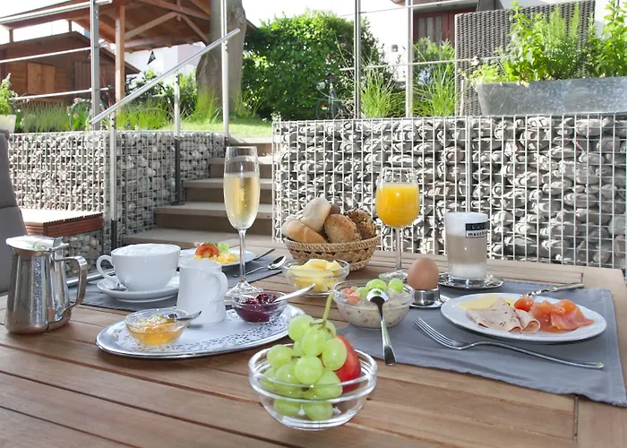 Отель Gaestehaus Holzer Констанц