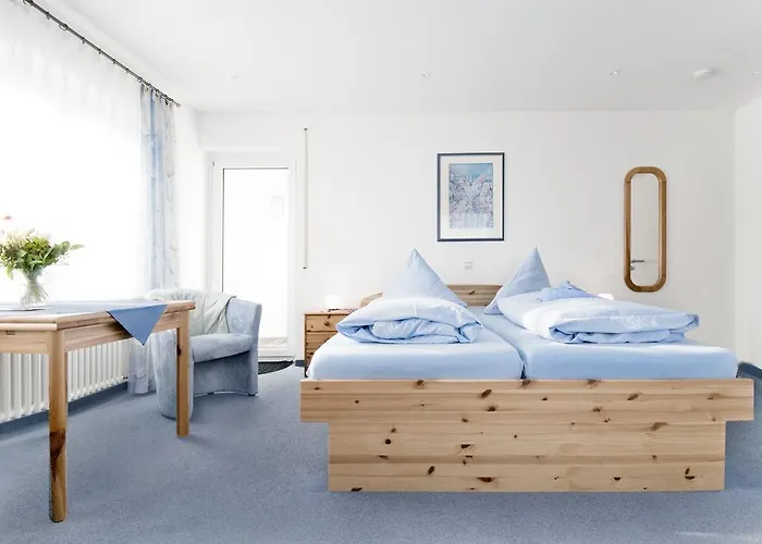 Gaestehaus Holzer Констанц