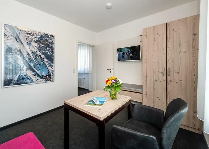 Отель Gaestehaus Holzer