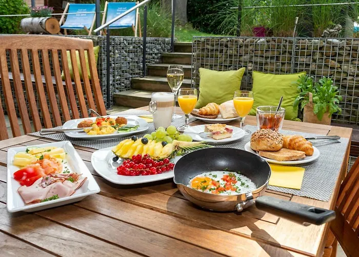 Gaestehaus Holzer Отель Констанц